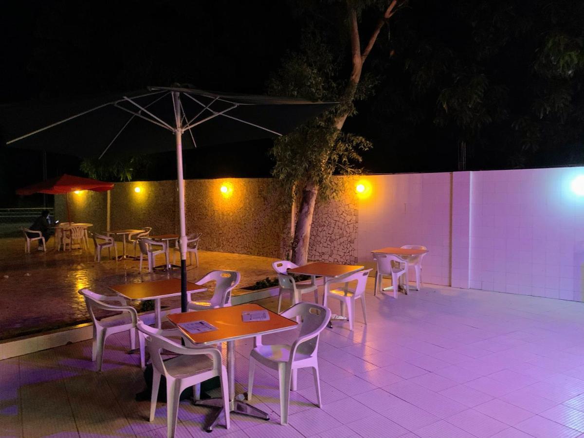 Woodpecker Resort Hotel Μπανζούλ Εξωτερικό φωτογραφία