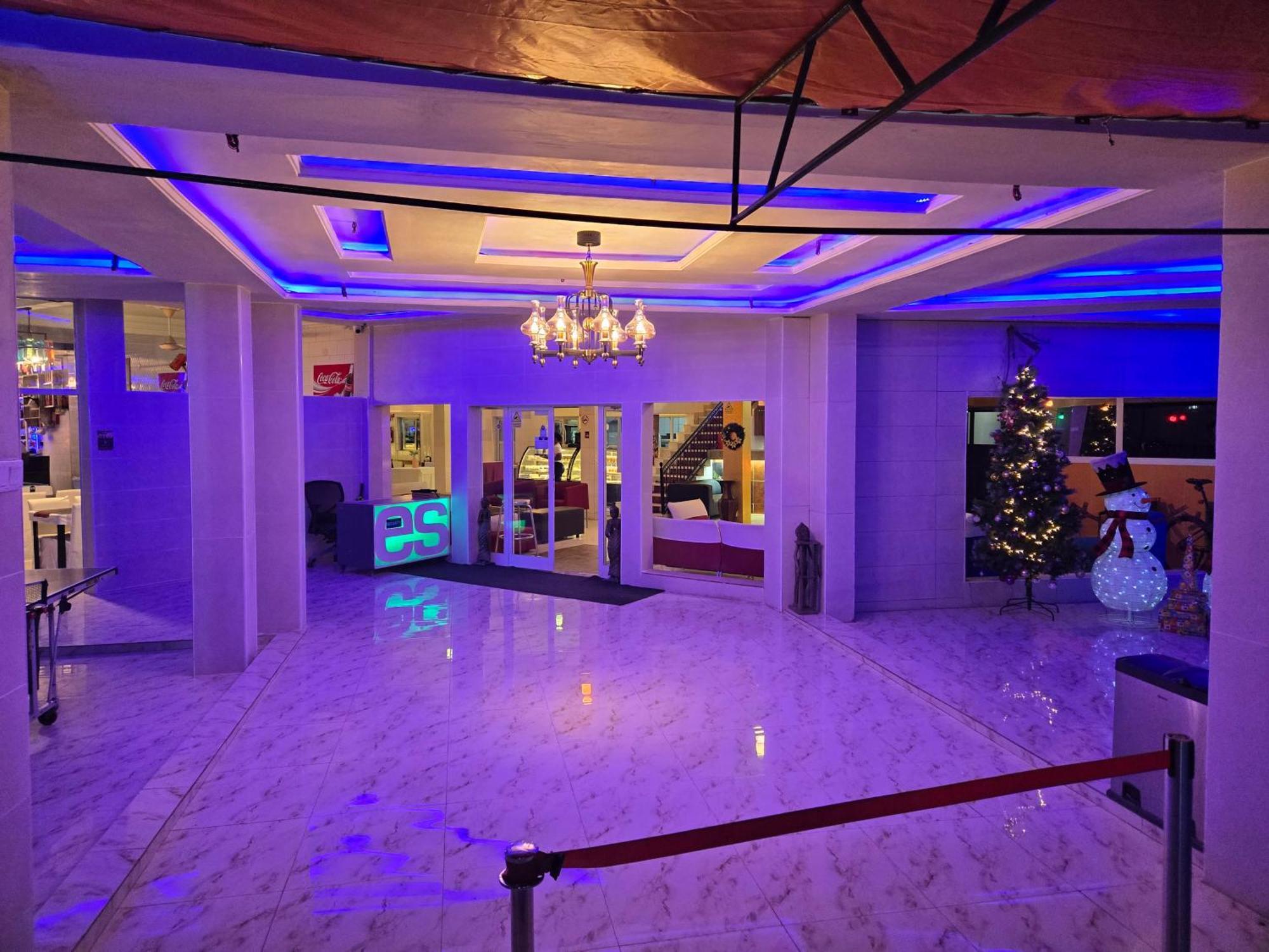 Woodpecker Resort Hotel Μπανζούλ Εξωτερικό φωτογραφία