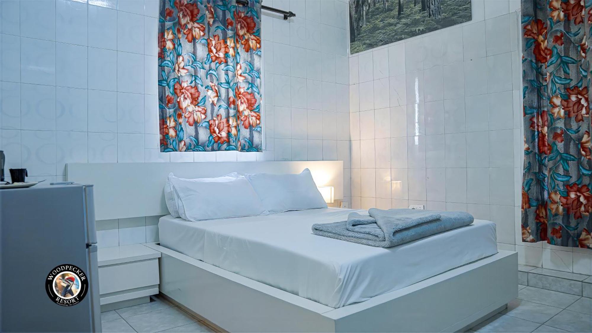 Woodpecker Resort Hotel Μπανζούλ Εξωτερικό φωτογραφία