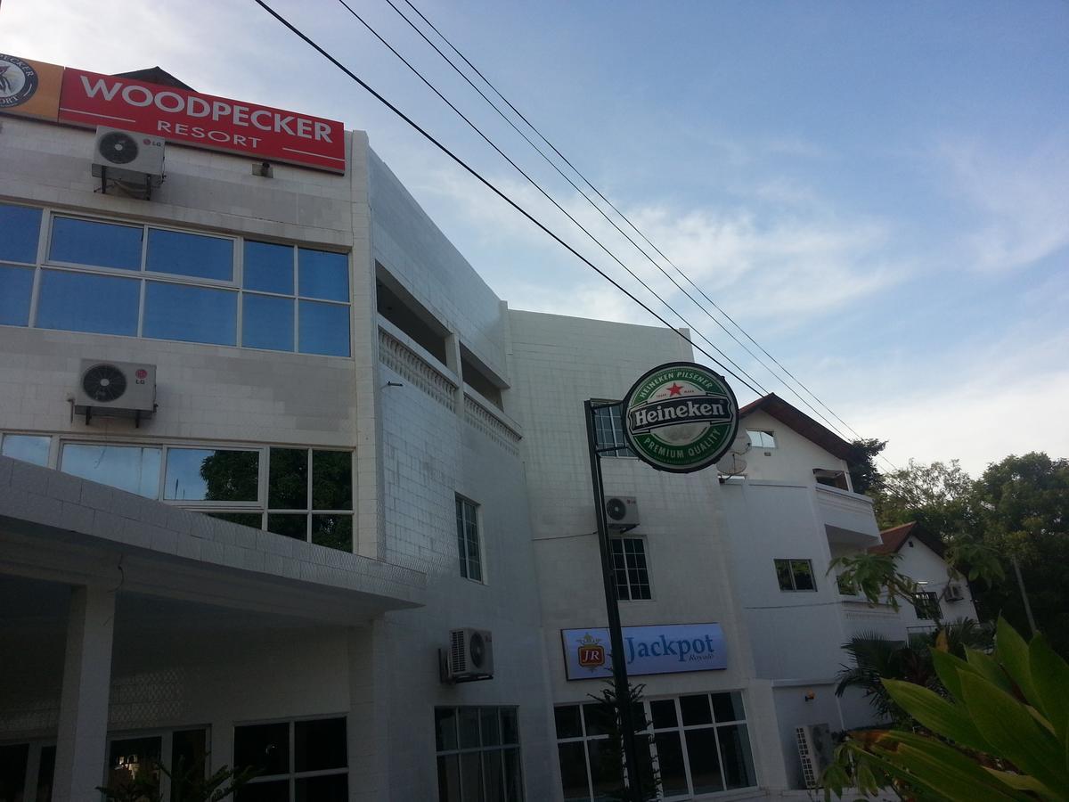 Woodpecker Resort Hotel Μπανζούλ Εξωτερικό φωτογραφία